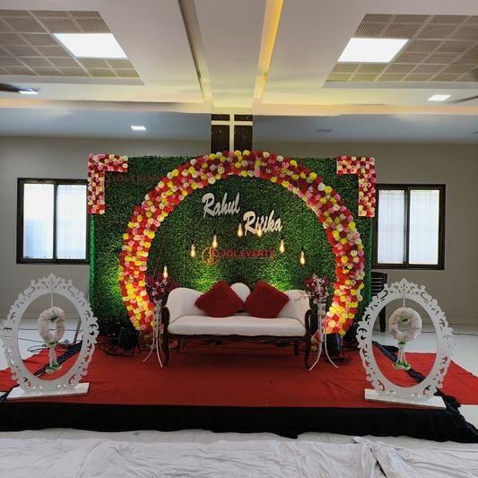 Engagement Stage Flower Decoration